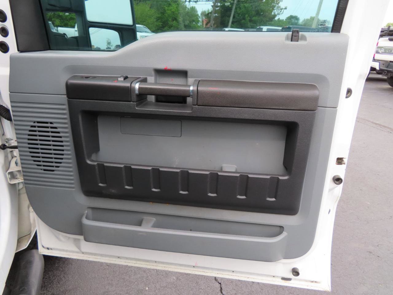 Used 2016 Ford F250 XL w/ Power Equipment Group AWD/4WD image 39