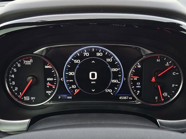 Used 2023 Chevrolet Traverse High Country image 16
