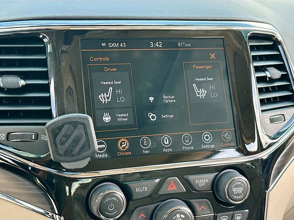 Used 2021 Jeep Grand Cherokee Limited image 20