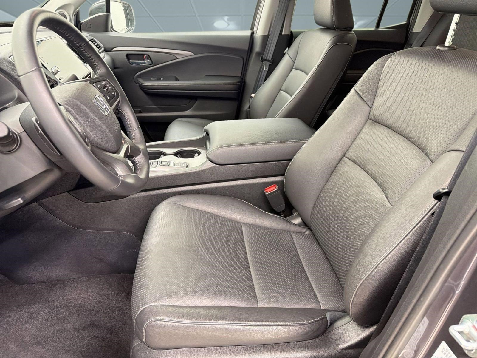 Used 2025 Honda Ridgeline RTL image 5