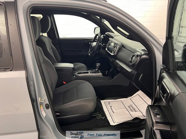 Used 2019 Toyota Tacoma TRD Sport w/ Technology Package AWD/4WD image 34