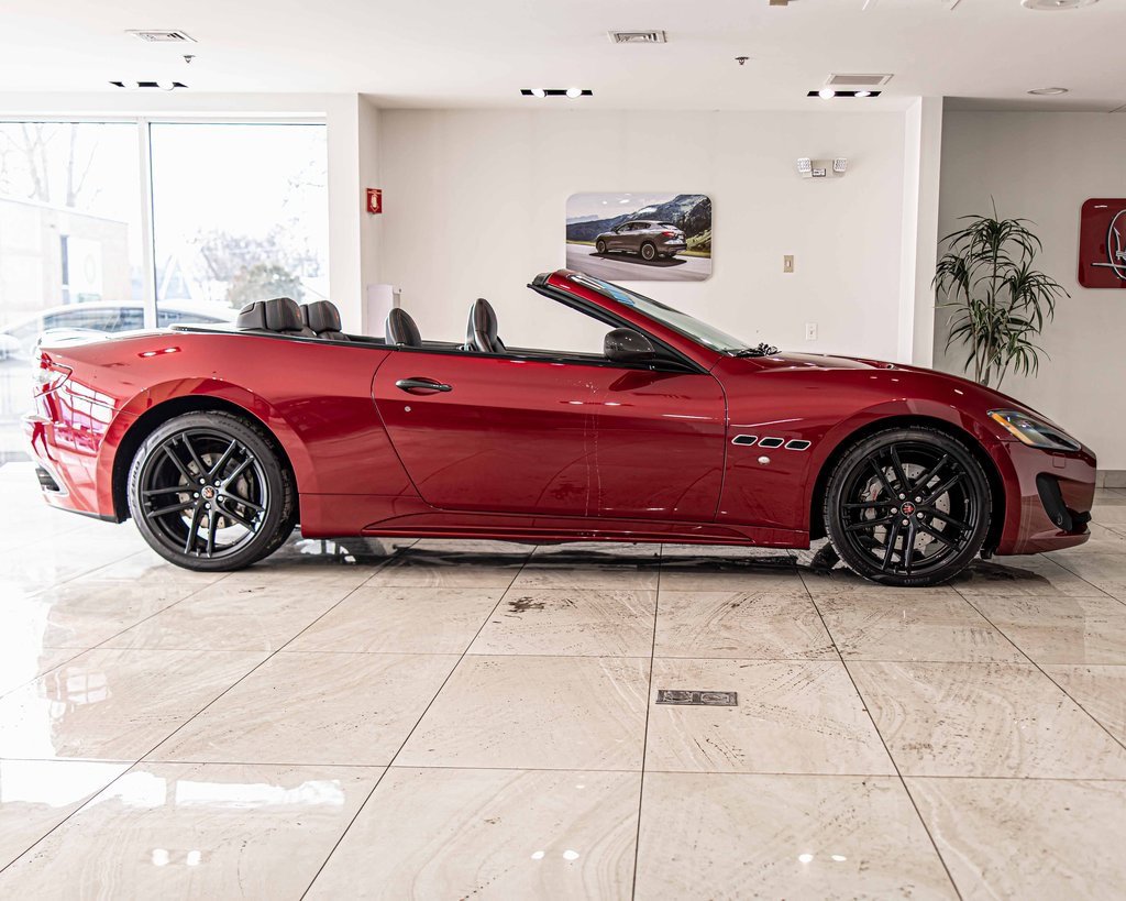 Used 2017 Maserati GranTurismo Sport image 9