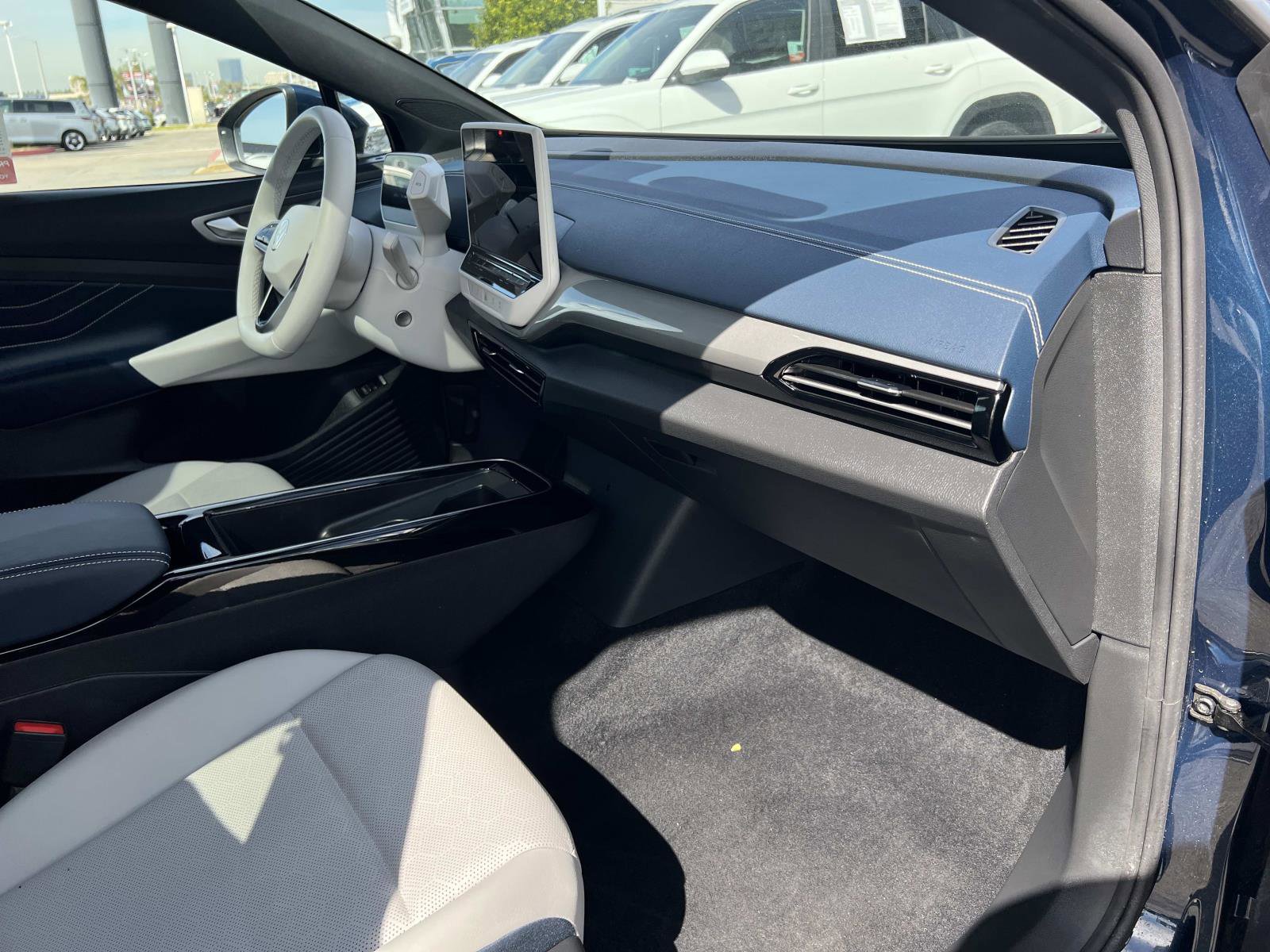 Used 2023 Volkswagen ID.4 Pro S Plus image 26