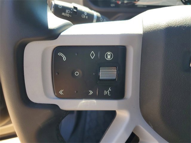 Used 2025 Land Rover Defender 110 S image 17