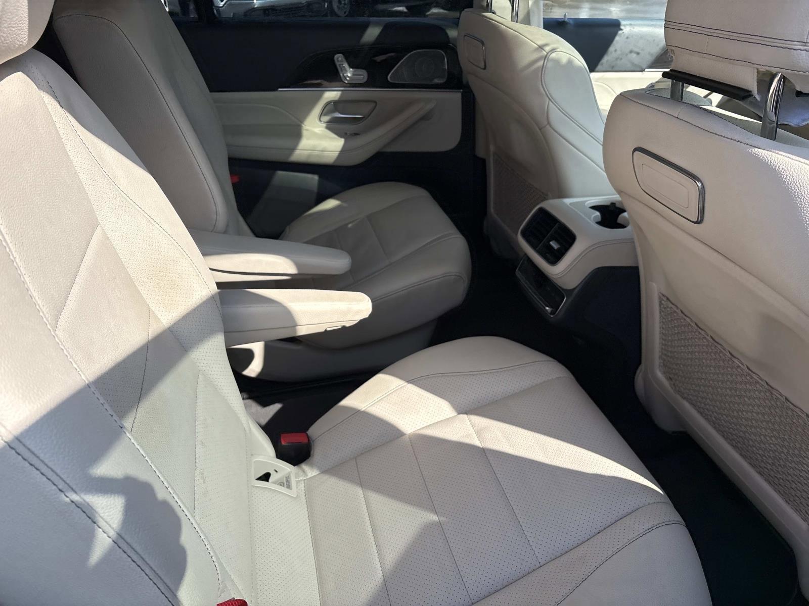 Used 2020 Mercedes-Benz GLS 450 4MATIC image 35