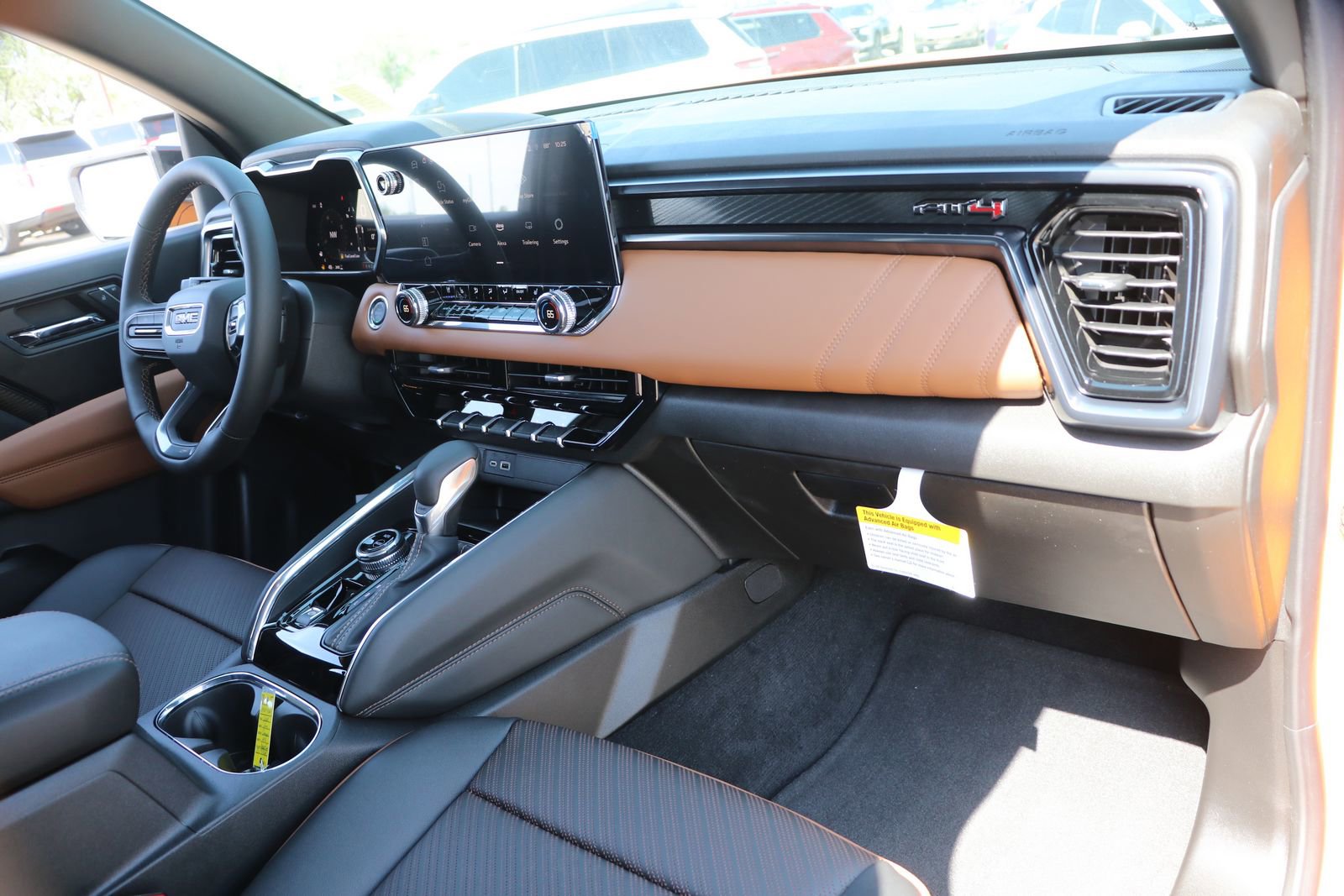 New 2025 GMC Canyon AT4 w/ AT4 Premium Package image 34