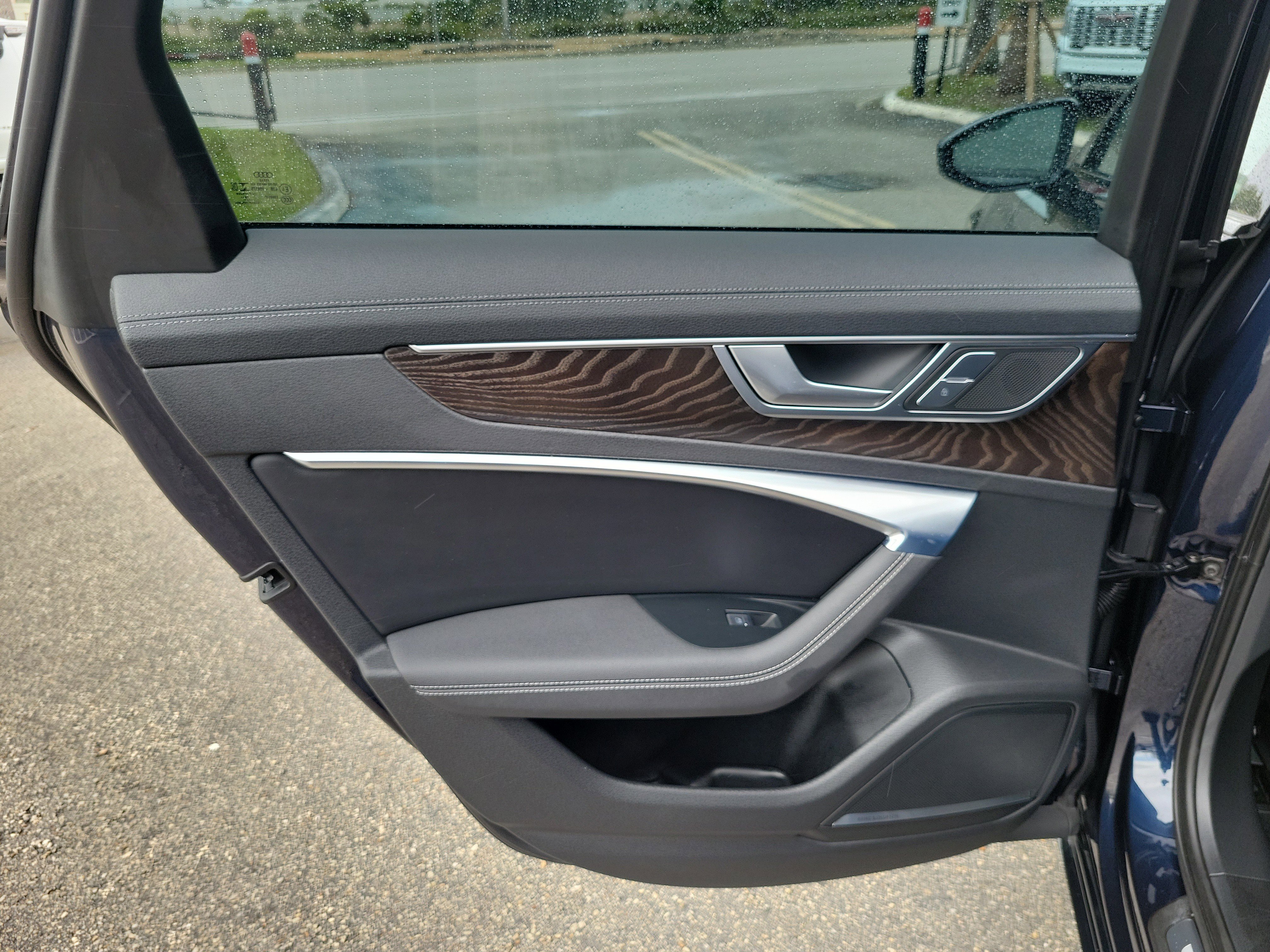 Used 2020 Audi A6 2.0T Premium Plus w/ Premium Plus Package image 24