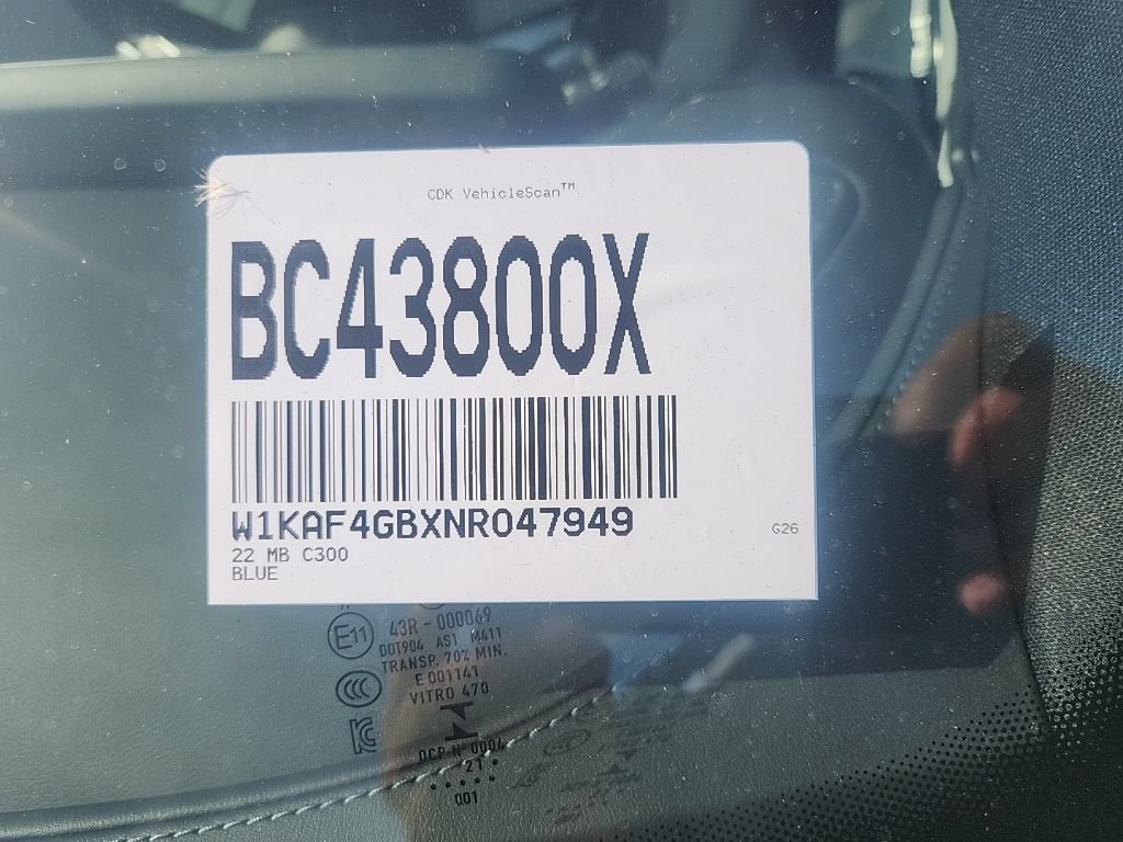 Used 2022 Mercedes-Benz C 300 Sedan image 5