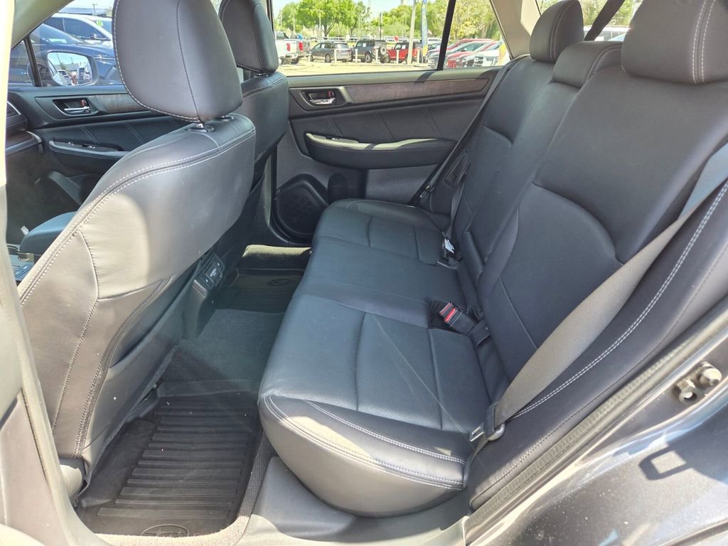 Used 2018 Subaru Outback 2.5i Limited AWD/4WD image 7