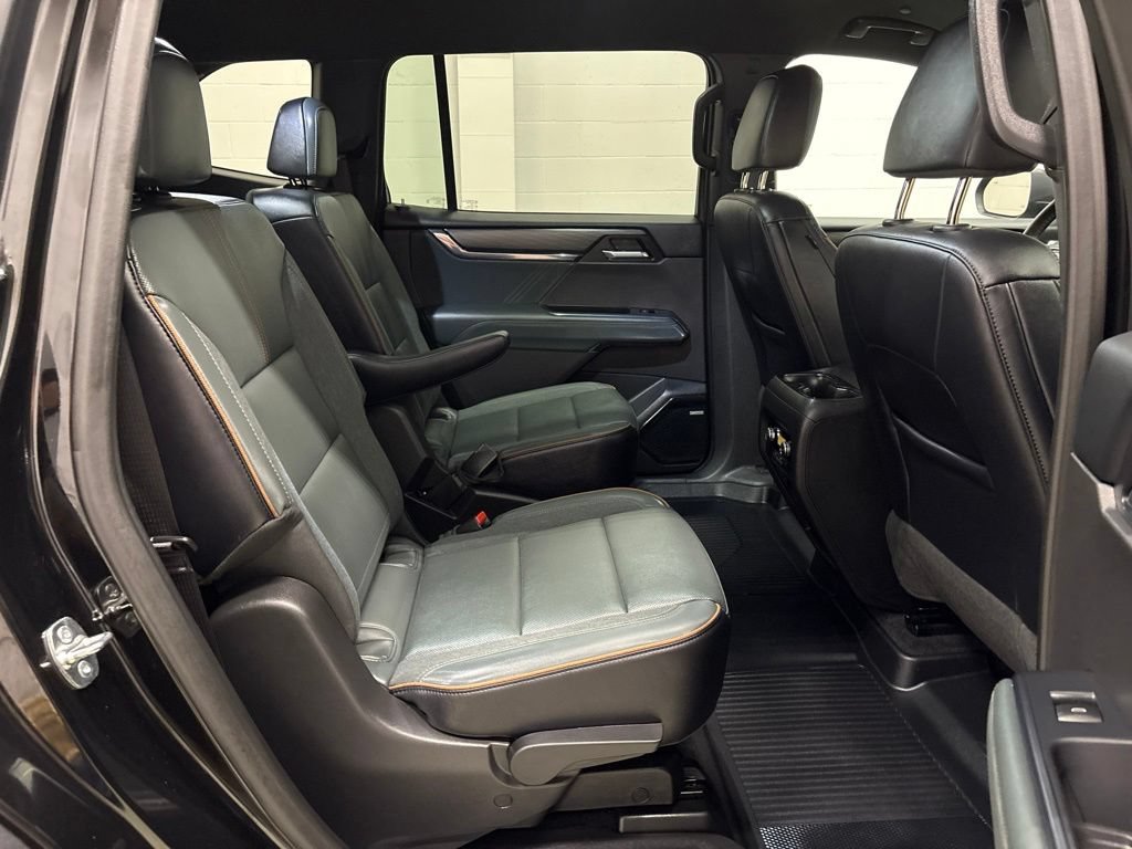 Certified 2025 GMC Acadia AT4 w/ LPO, Floor Liner Package AWD/4WD image 34