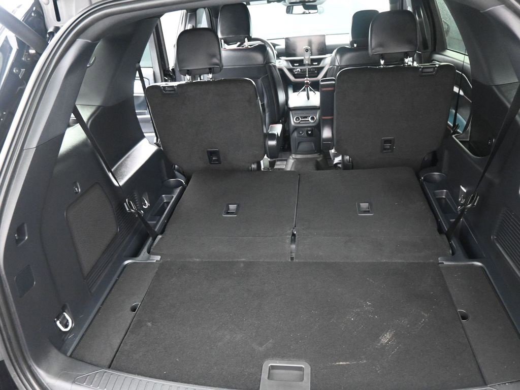 Used 2025 Ford Explorer ST w/ Sun And Sound Package image 21