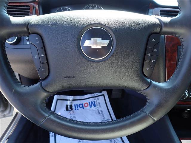 Used 2008 Chevrolet Impala LT FWD image 17