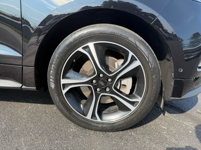 Used 2023 Ford Edge ST w/ Equipment Group 401A AWD/4WD image 21