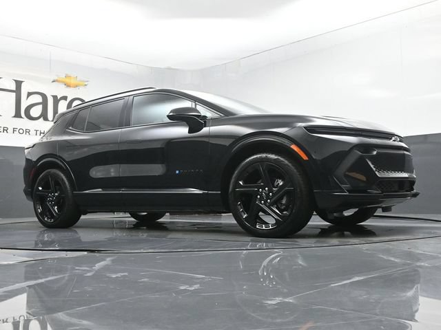 Used 2024 Chevrolet Equinox EV RS FWD image 2