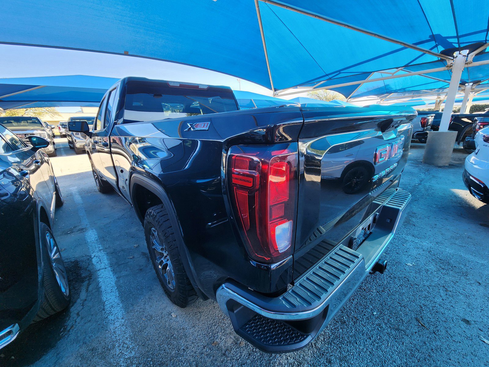 Used 2023 GMC Sierra 1500 Pro w/ Pro Value Package image 3