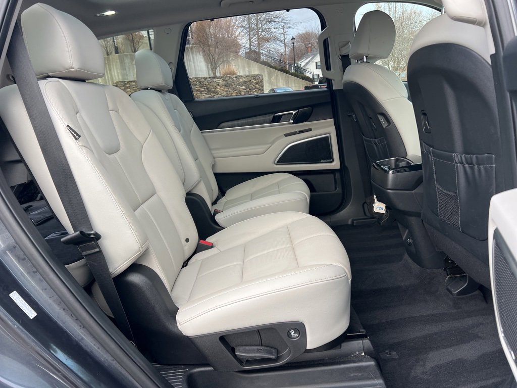 Used 2023 Kia Telluride SX image 24