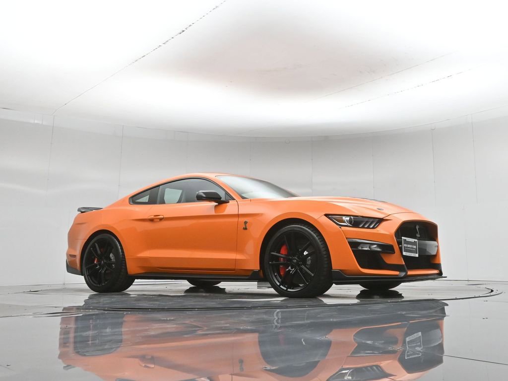 Certified 2021 Ford Mustang Shelby GT500 w/ Technology Package RWD image 4