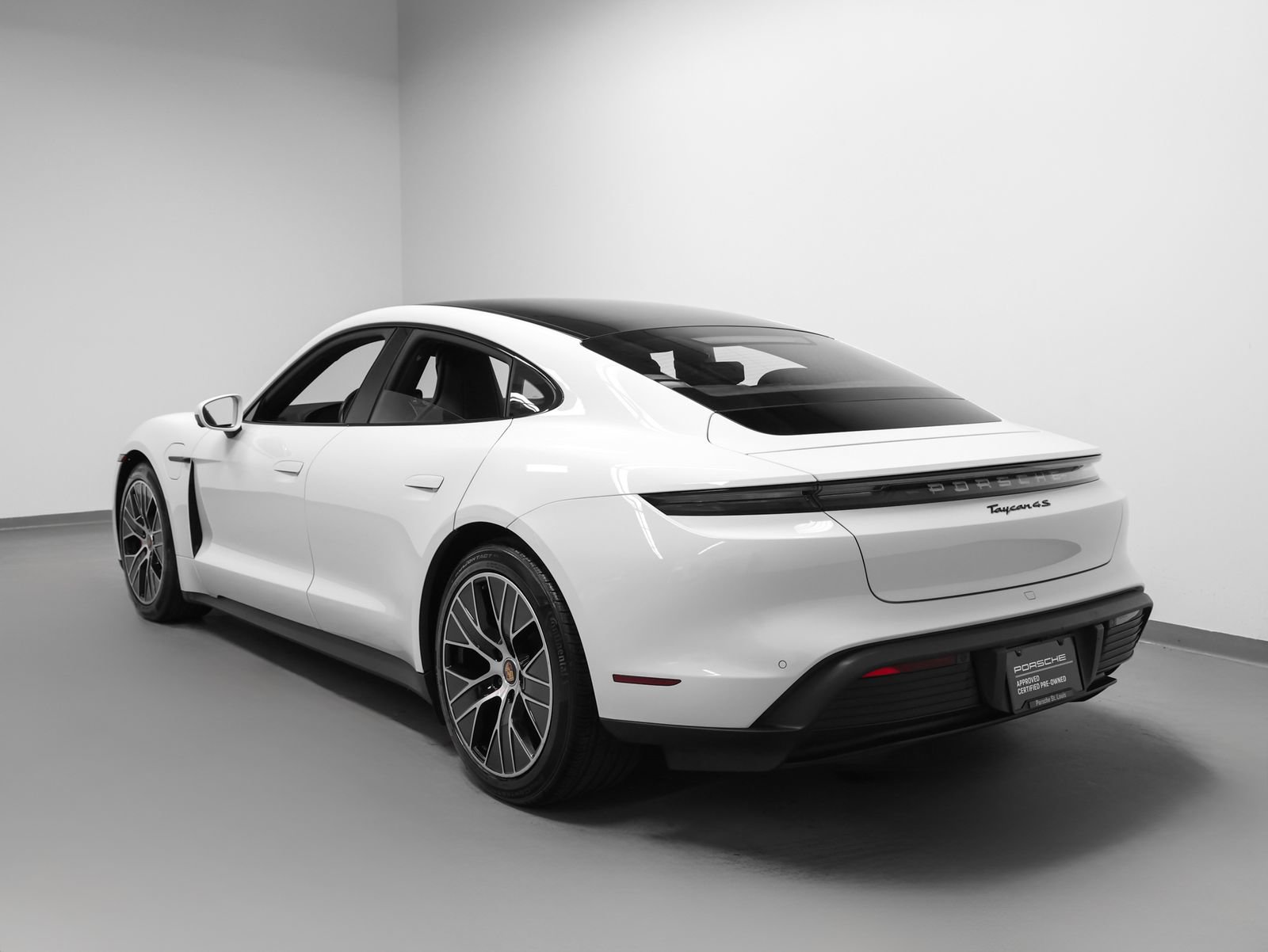 Certified 2021 Porsche Taycan 4S image 3