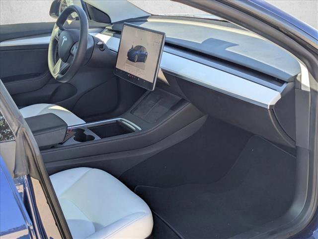 Used 2022 Tesla Model 3 Long Range image 21