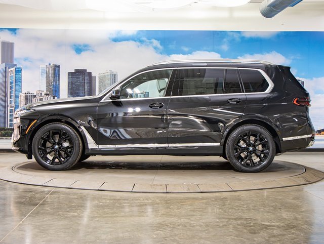 Used 2025 BMW X7 xDrive40i w/ Executive Package image 6