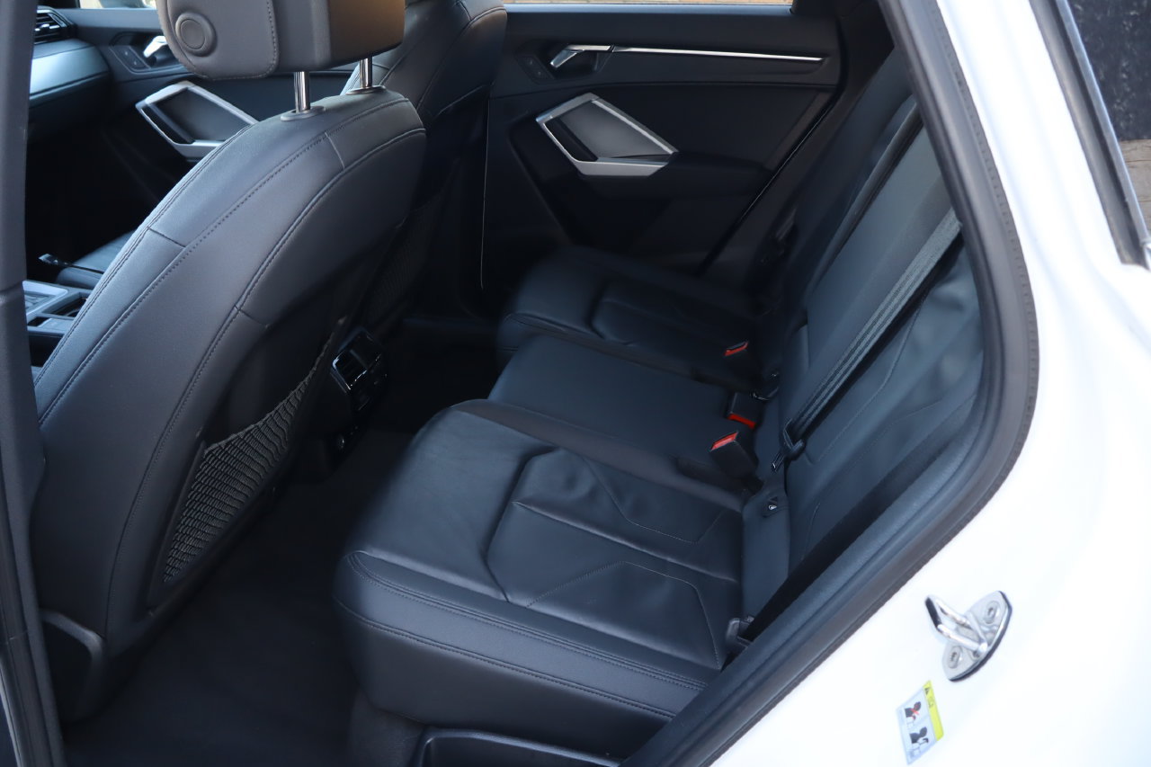 Used 2024 Audi Q3 2.0T Premium AWD/4WD image 6