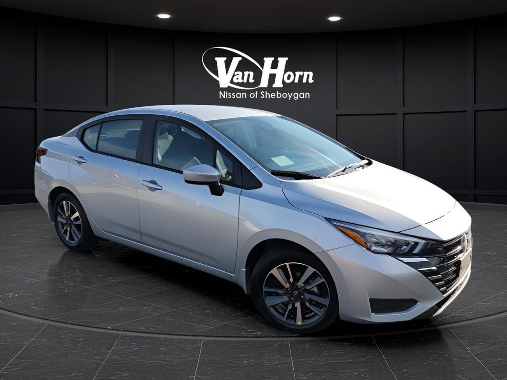 New 2025 Nissan Versa SV w/ Trunk Package