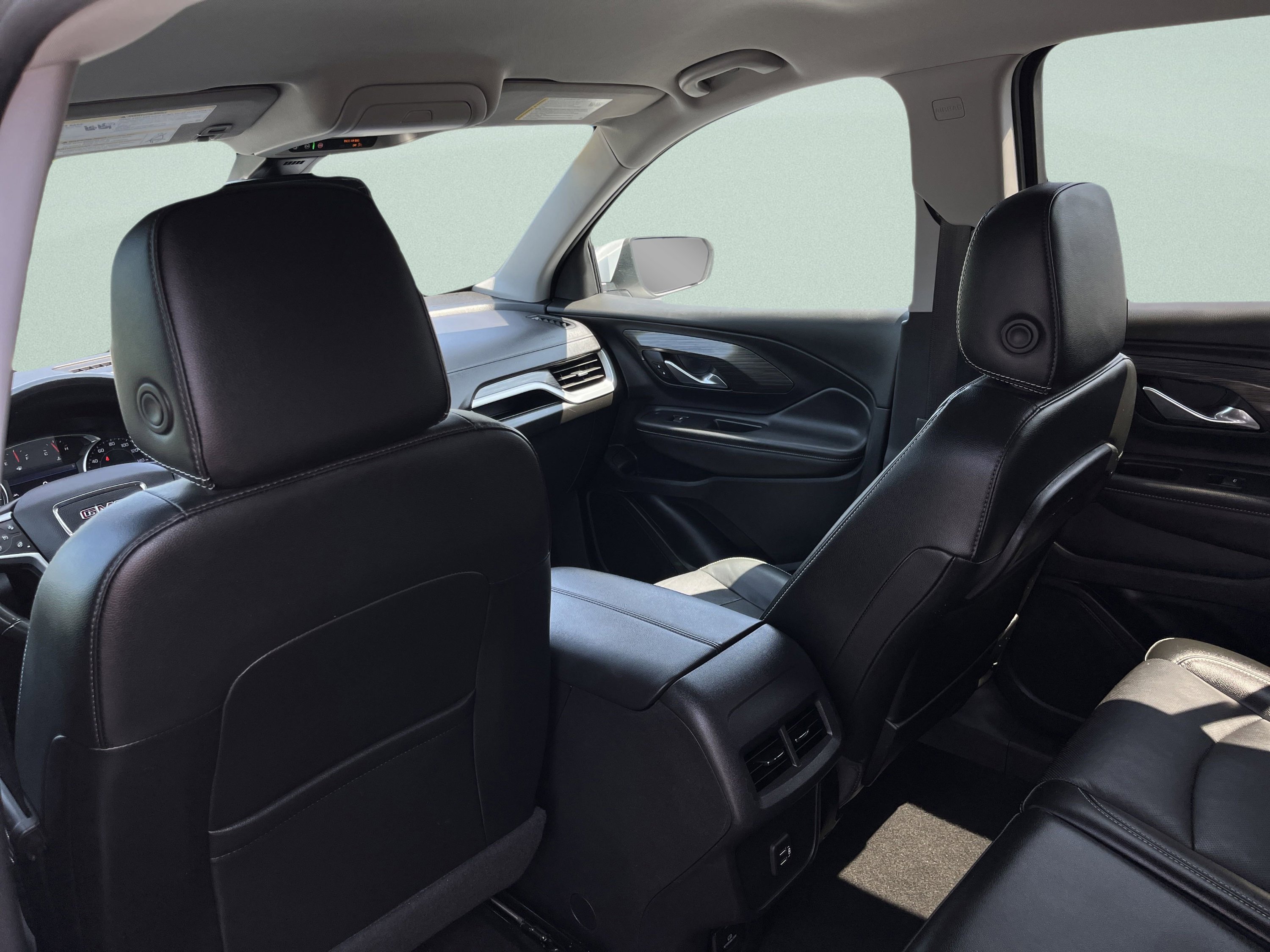 Used 2022 GMC Terrain SLT image 47