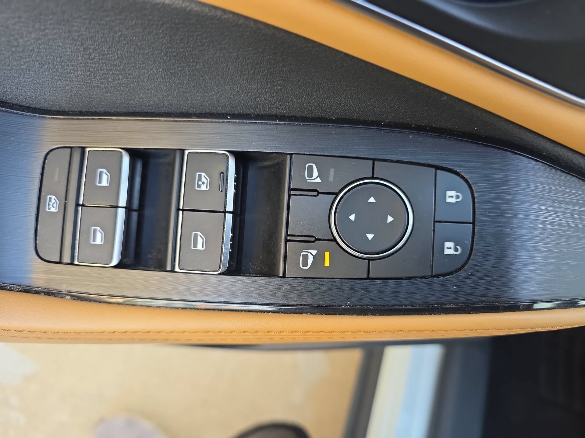 Used 2023 Nissan Rogue Platinum w/ Platinum Premium Package FWD image 27