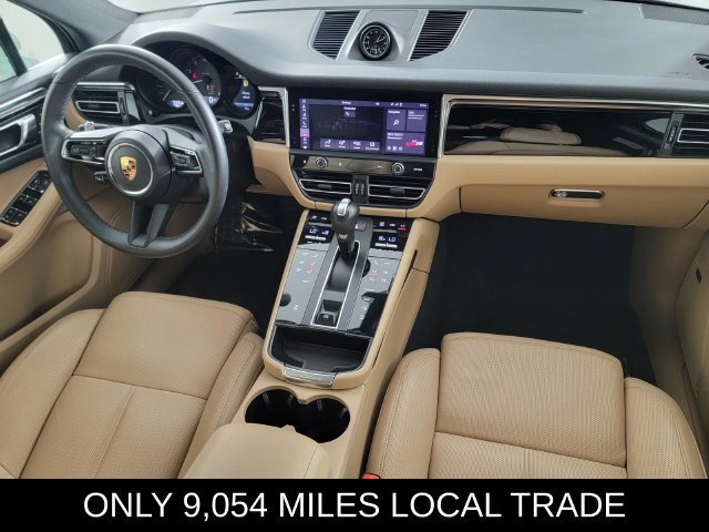 Used 2024 Porsche Macan AWD/4WD image 31