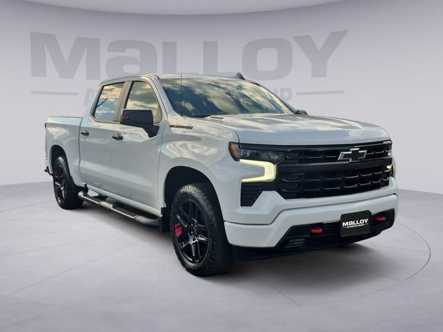 Certified 2022 Chevrolet Silverado 1500 RST w/ Redline Edition AWD/4WD image 7