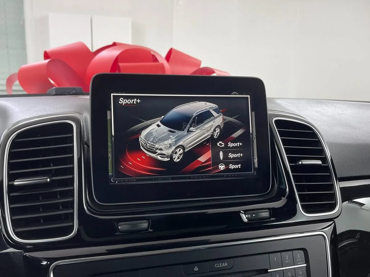 Used 2019 Mercedes-Benz GLE 43 AMG 4MATIC image 28