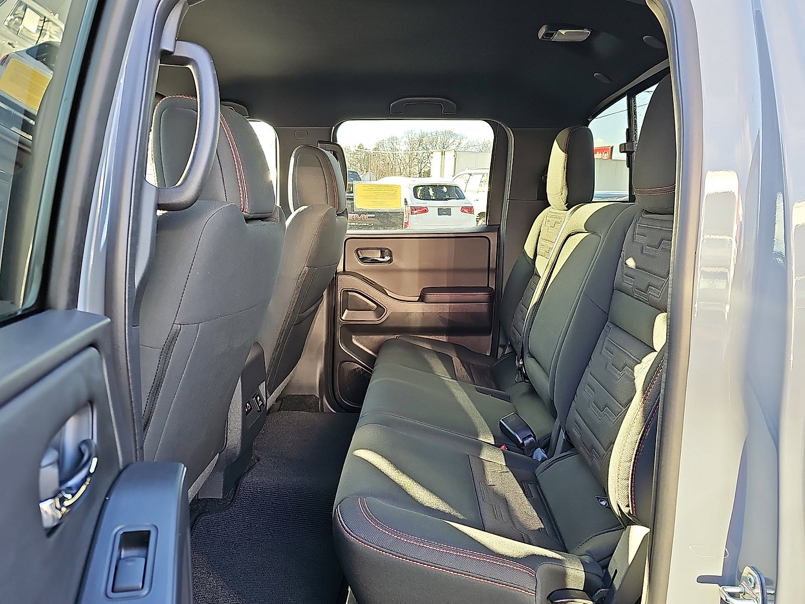 Certified 2025 Nissan Frontier Pro-X w/ Pro Convenience Package image 10