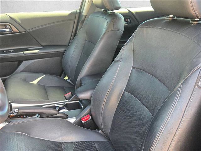 Used 2014 Honda Accord Touring image 18