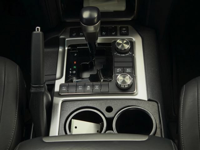 Used 2019 Toyota Land Cruiser AWD/4WD image 41