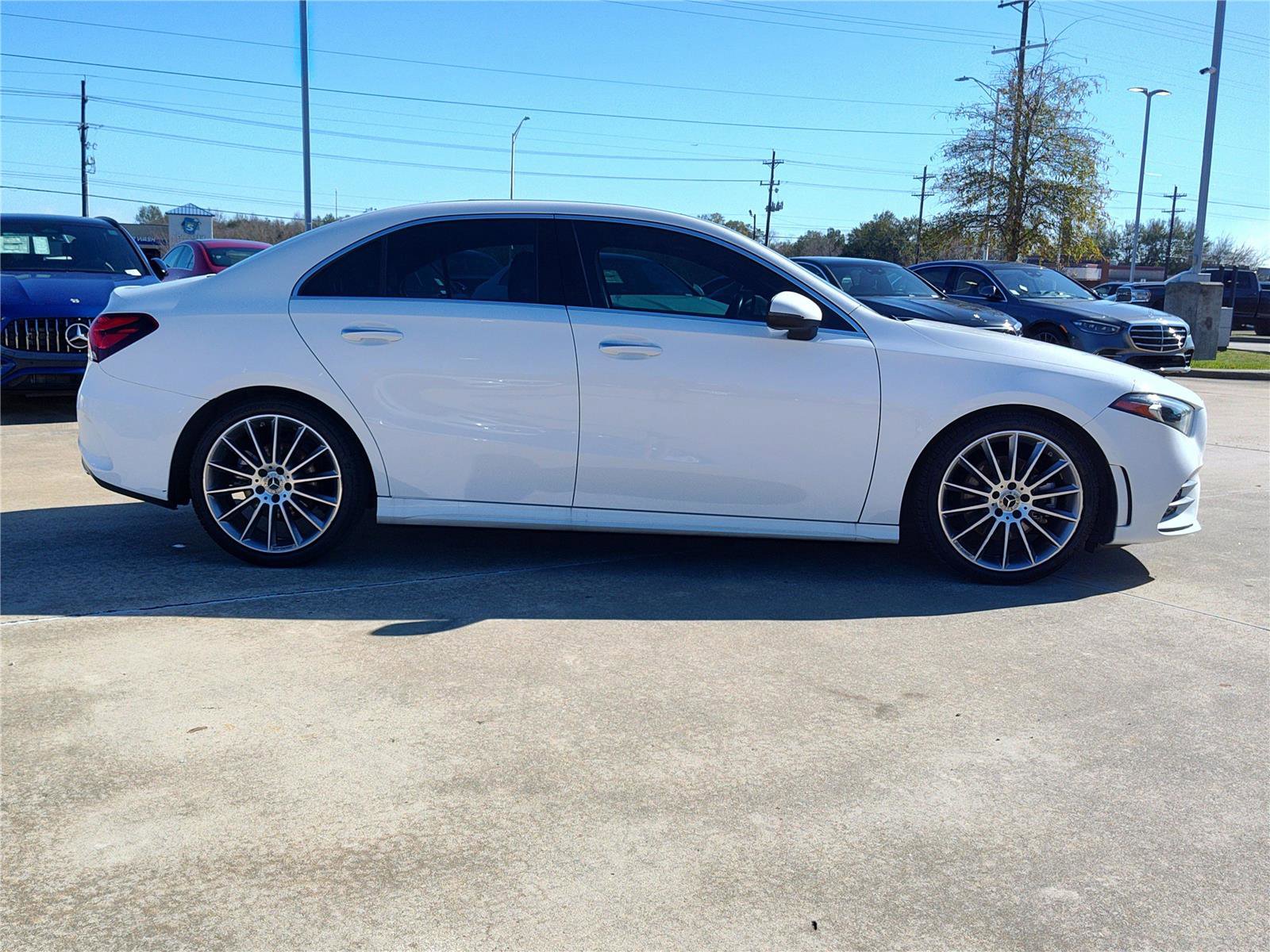 Used 2022 Mercedes-Benz A 220 image 7