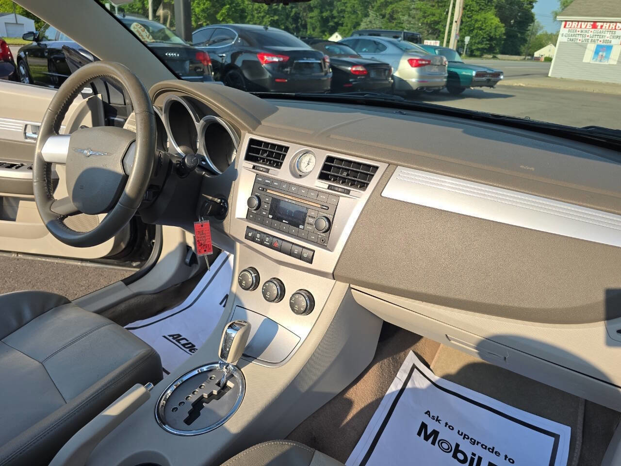 Used 2008 Chrysler Sebring Touring w/ Special Touring Group image 21