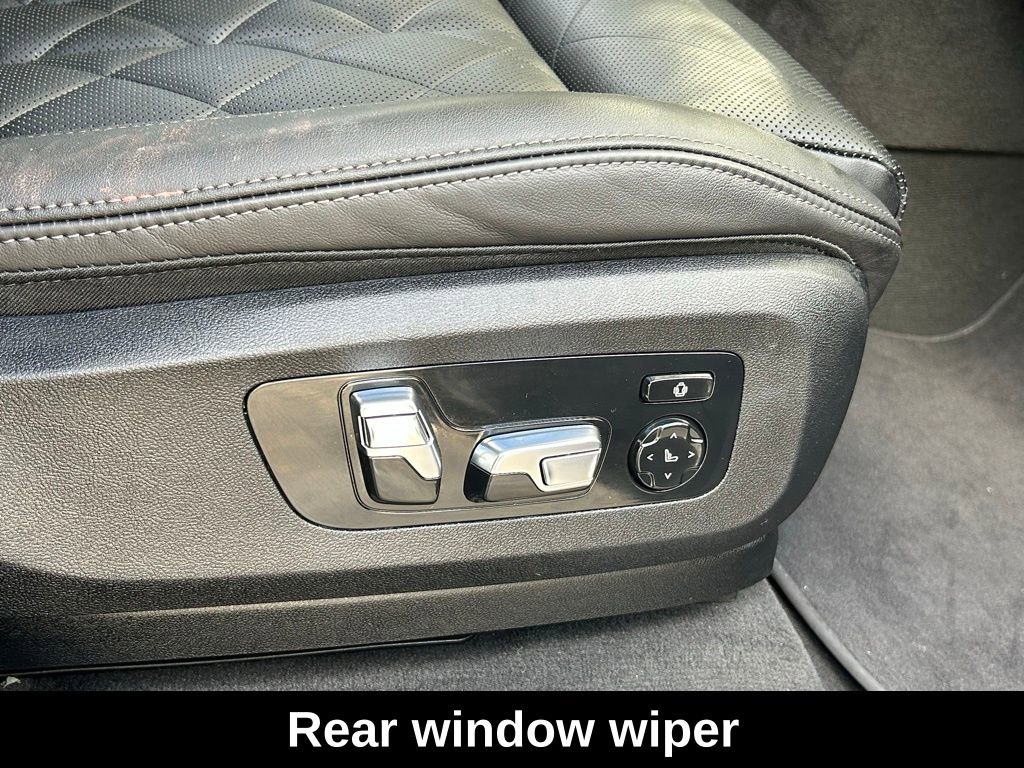 Used 2024 BMW X7 xDrive40i image 36