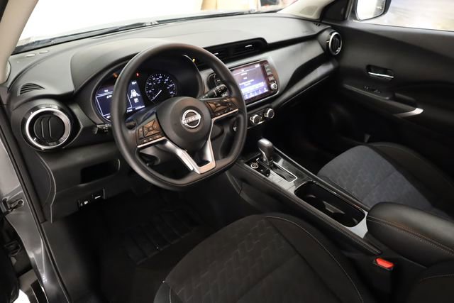 Used 2024 Nissan Kicks SV image 10