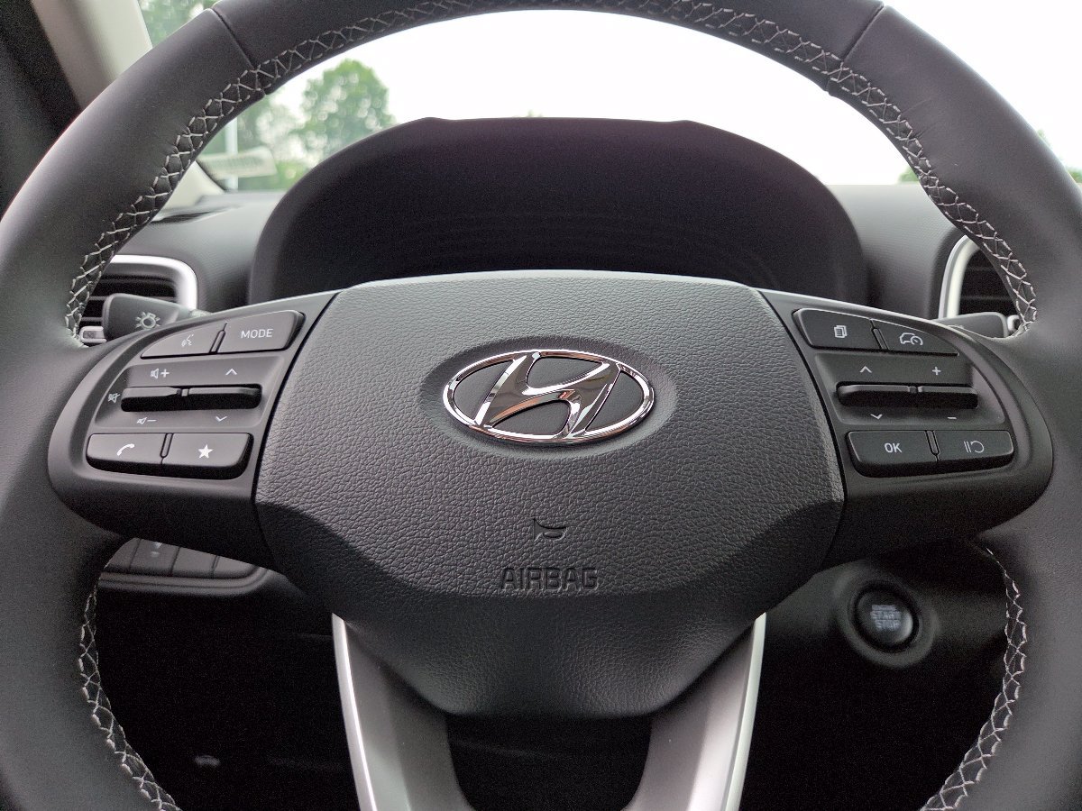 New 2026 Hyundai Venue SEL FWD image 29