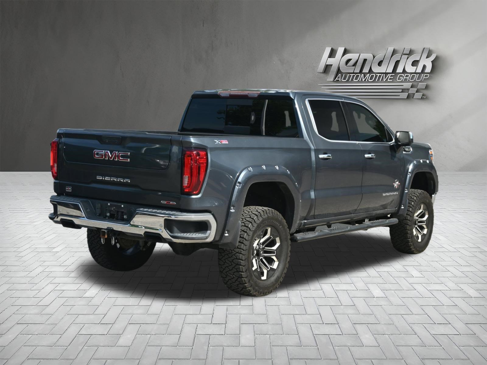 Used 2019 GMC Sierra 1500 SLT w/ SLT Premium Plus Package AWD/4WD image 9