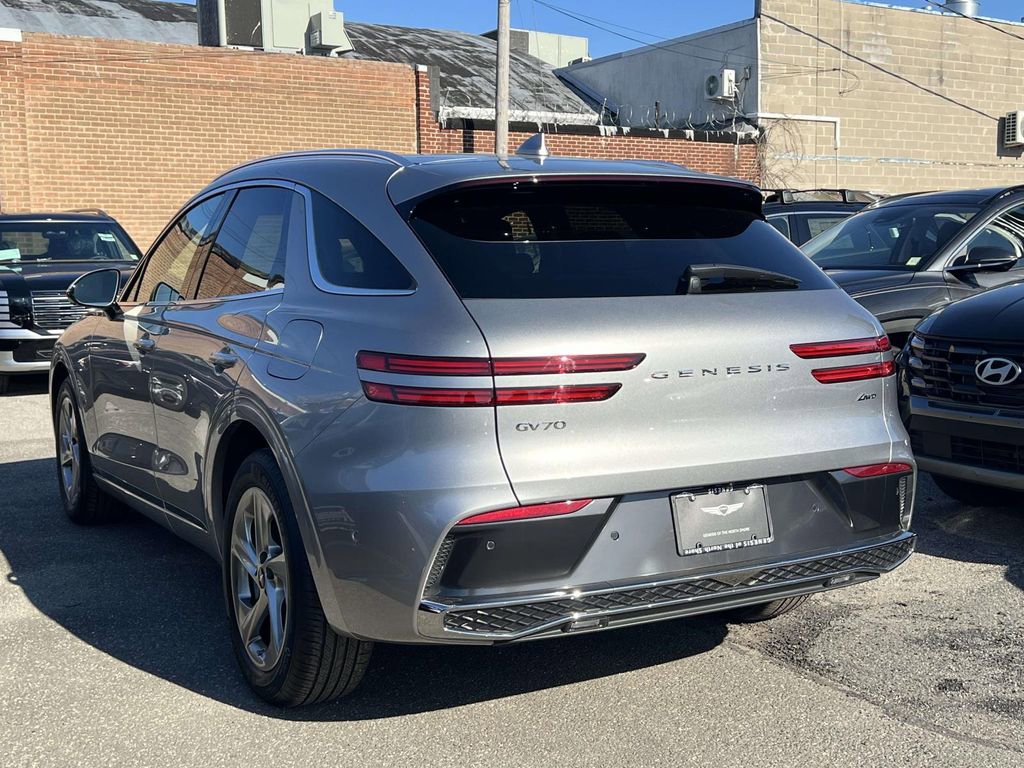 Certified 2026 Genesis GV70 2.5T Advanced image 5