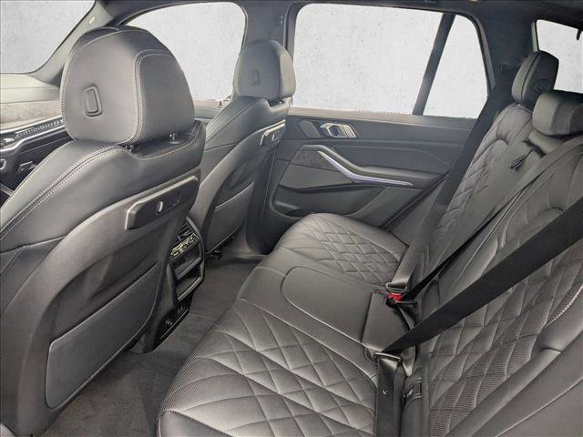 Used 2024 BMW X5 xDrive40i w/ Premium Package image 18