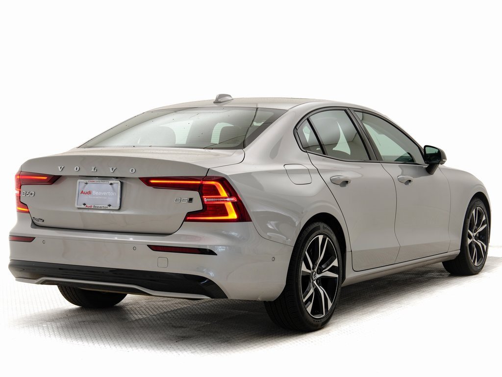 Used 2024 Volvo S60 B5 Plus image 3