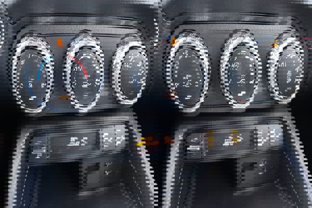 Used 2017 MAZDA MX-5 Miata RF Grand Touring image 32