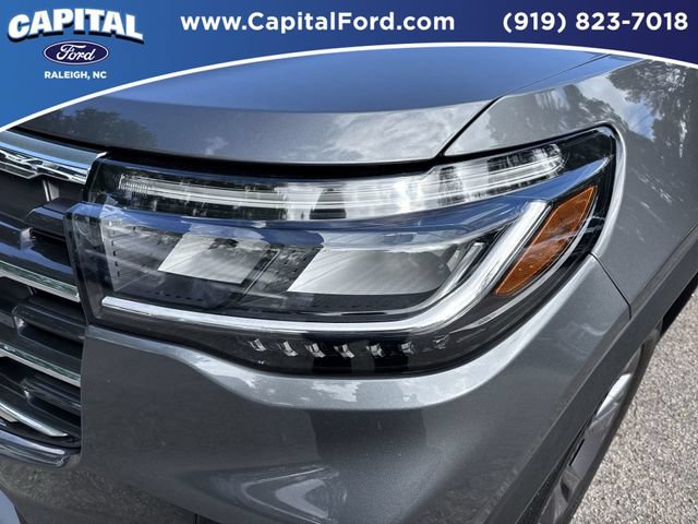 Certified 2025 Ford Explorer Active w/ Active Comfort Package AWD/4WD image 11