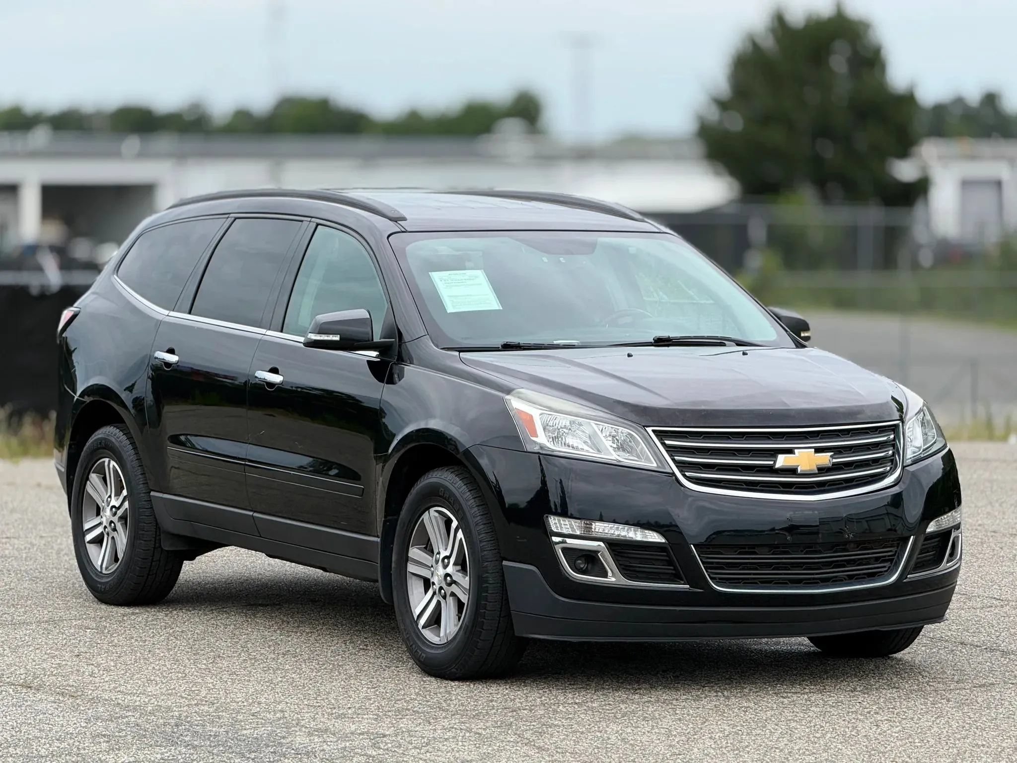 Used 2016 Chevrolet Traverse LT AWD/4WD image 1