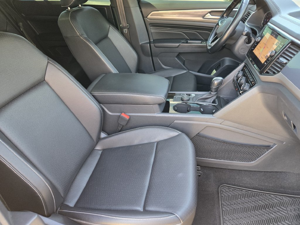 Used 2020 Volkswagen Atlas Cross Sport SEL AWD/4WD image 15