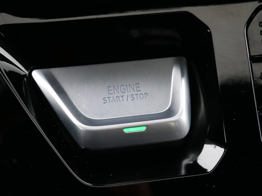 Used 2022 GMC Sierra 1500 Denali w/ Denali Reserve Package image 26