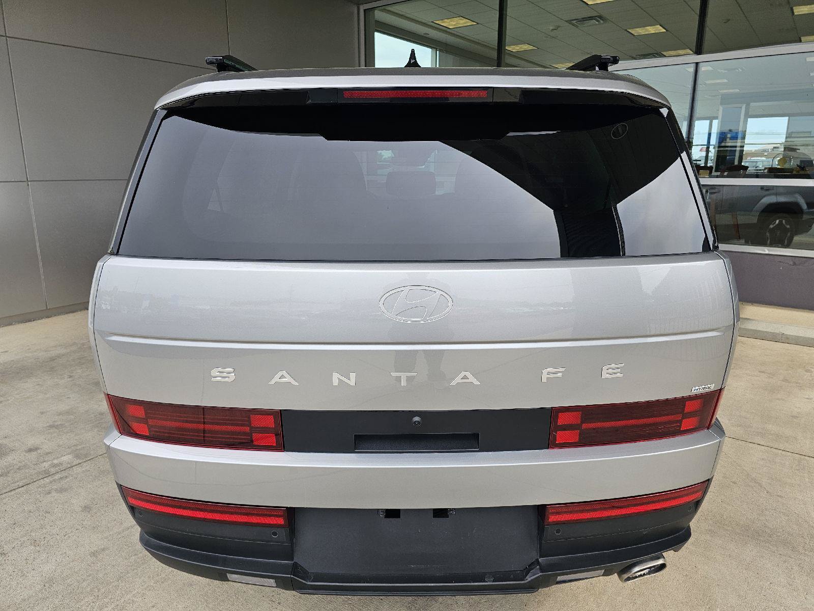 Used 2025 Hyundai Santa Fe SEL AWD/4WD image 4