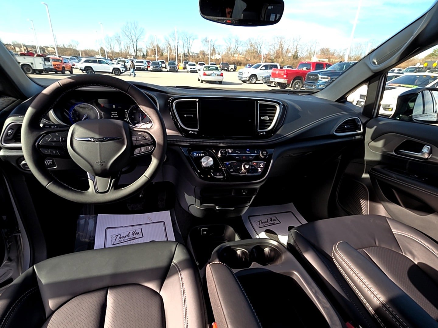 New 2026 Chrysler Pacifica Select w/ S Appearance Package image 15